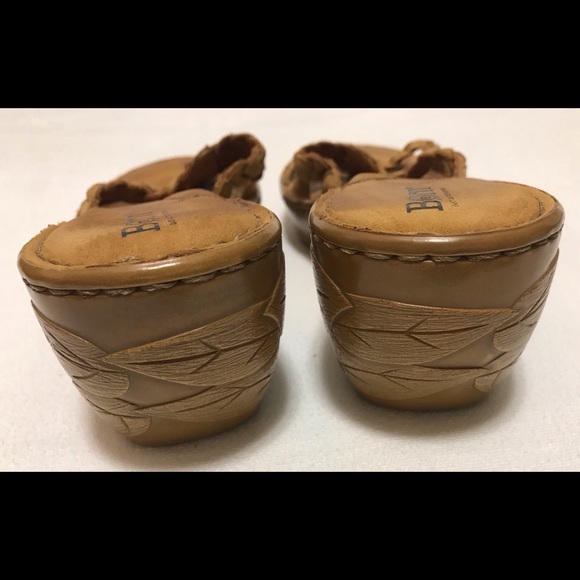 Born: Tan, Braided Straps, Leaf Pattern On Sides, Size 8 M - Picture 5 of 9